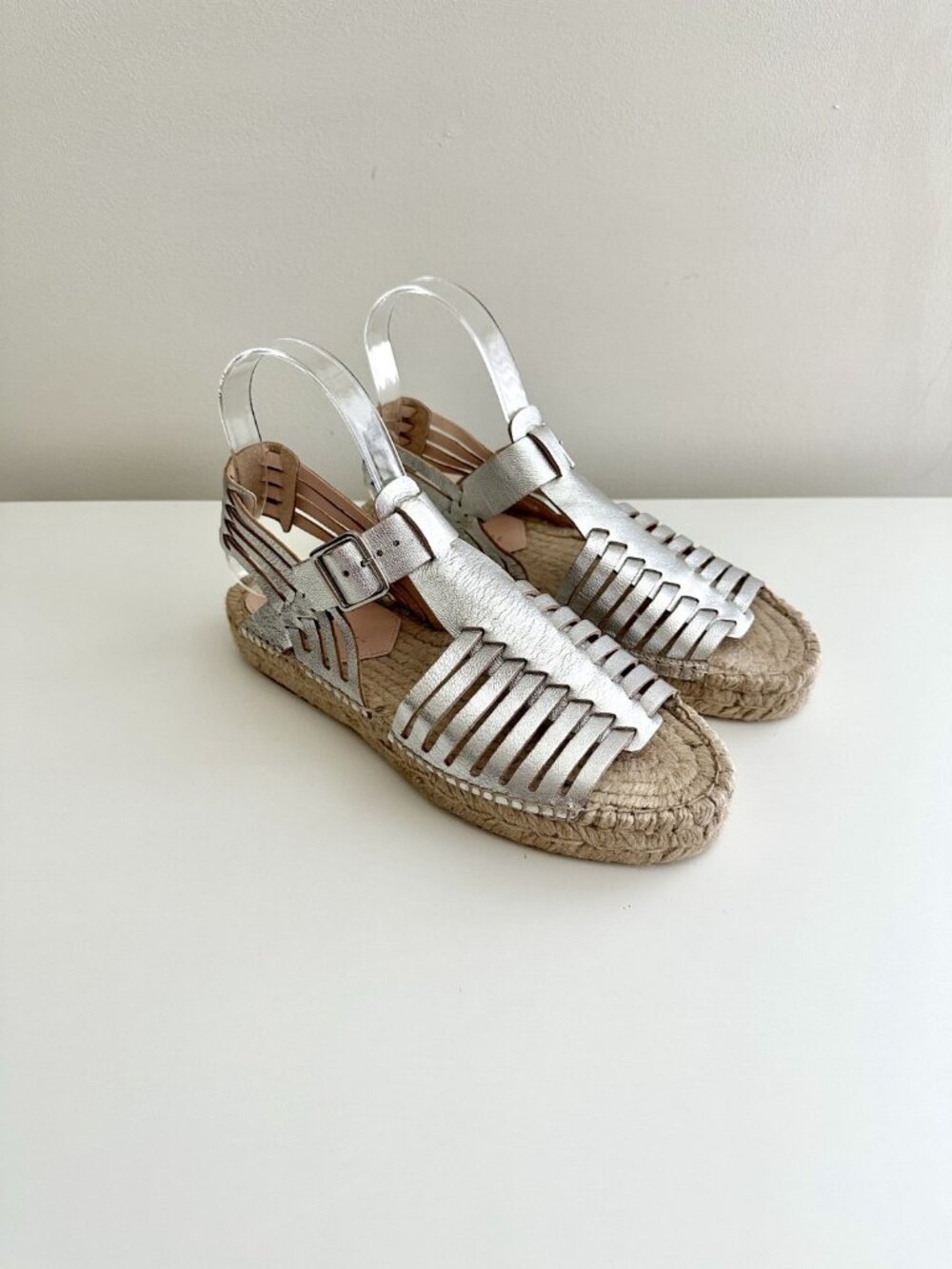 NEW LOEFFLER RANDALL Metallic Silver Leather Fisherman Espadrille Sandals Size 8